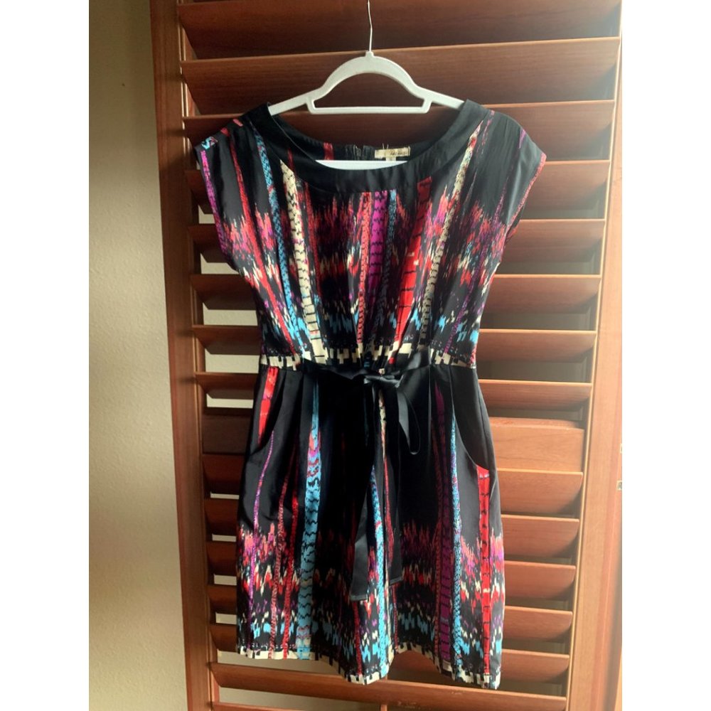 Black Short-sleeve Dress - S